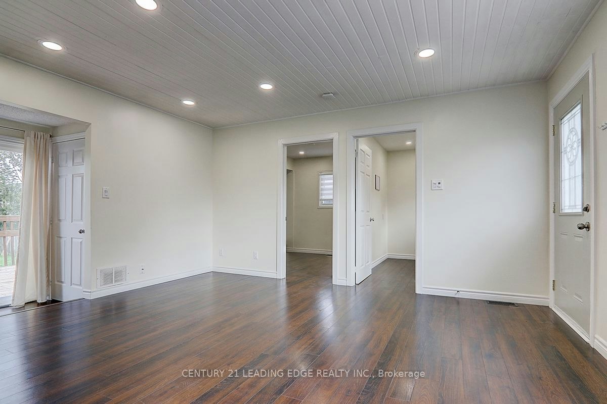 Main Level-346 Annshiela Drive, Georgina, ON, L4P 3A5 - 5