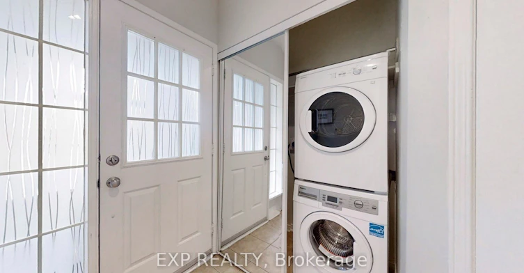 8 Hacienda Drive, Richmond Hill, ON, L4E 3X1 - 14
