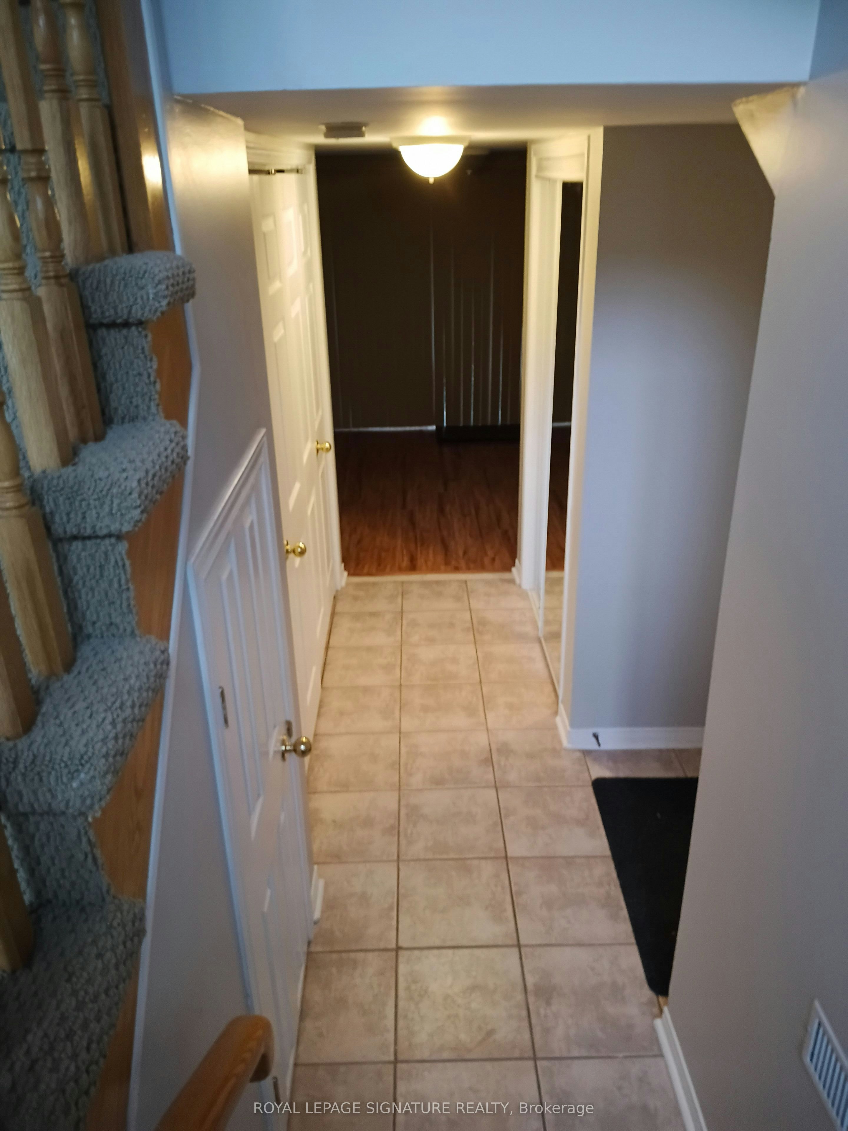 82 Mosaics Avenue, Aurora, ON, L4G 7L5 - 2