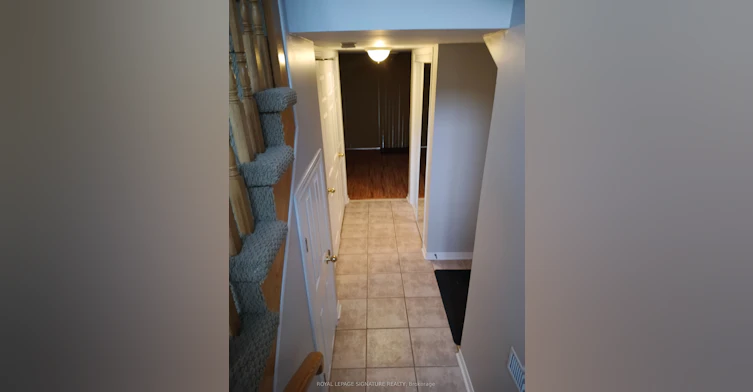 82 Mosaics Avenue, Aurora, ON, L4G 7L5 - 2