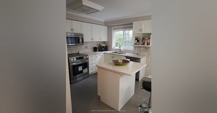 82 Mosaics Avenue, Aurora, ON, L4G 7L5 - 4