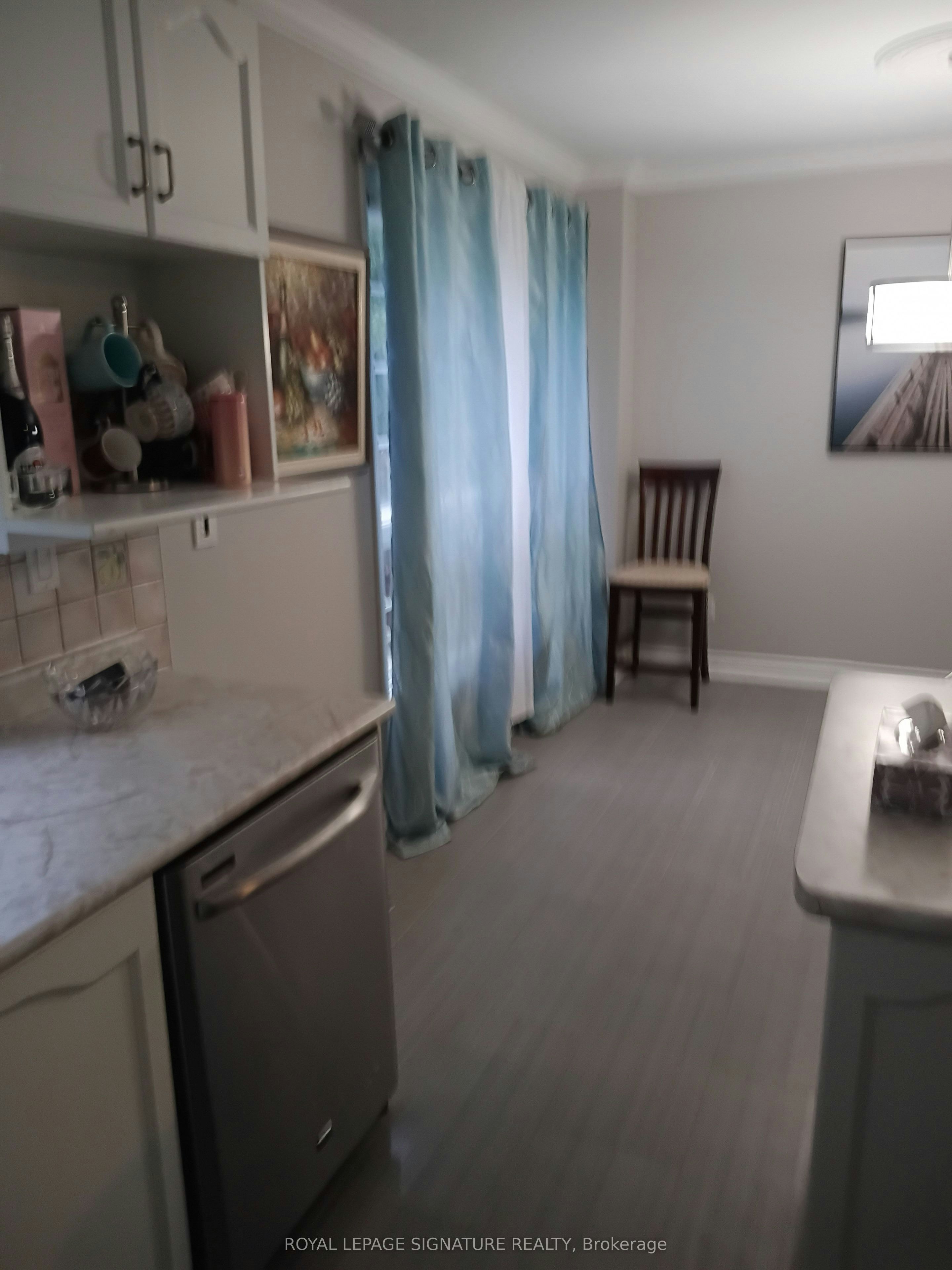 82 Mosaics Avenue, Aurora, ON, L4G 7L5 - 5