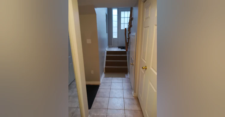 82 Mosaics Avenue, Aurora, ON, L4G 7L5 - 3