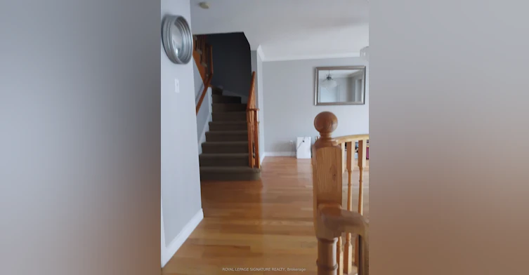 82 Mosaics Avenue, Aurora, ON, L4G 7L5 - 8