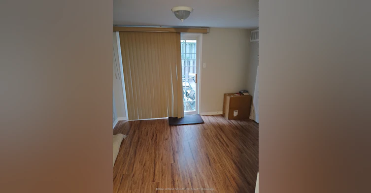 82 Mosaics Avenue, Aurora, ON, L4G 7L5 - 6