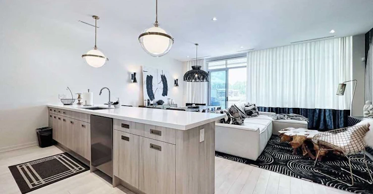 3661 Ferretti Court, Innisfil, ON, L9S 0N6 - 2