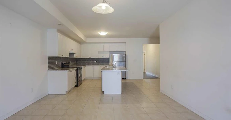 47 Luzon Avenue, Markham, ON, L6B 0M6 - 3
