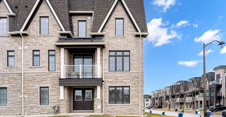 35 Gilbert Wright Avenue, Markham, ON, L6C 3J4 - 2