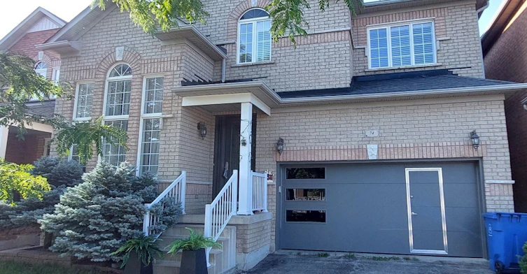 Lower-74 Turnbridge Road, Aurora, ON, L4G 7S7