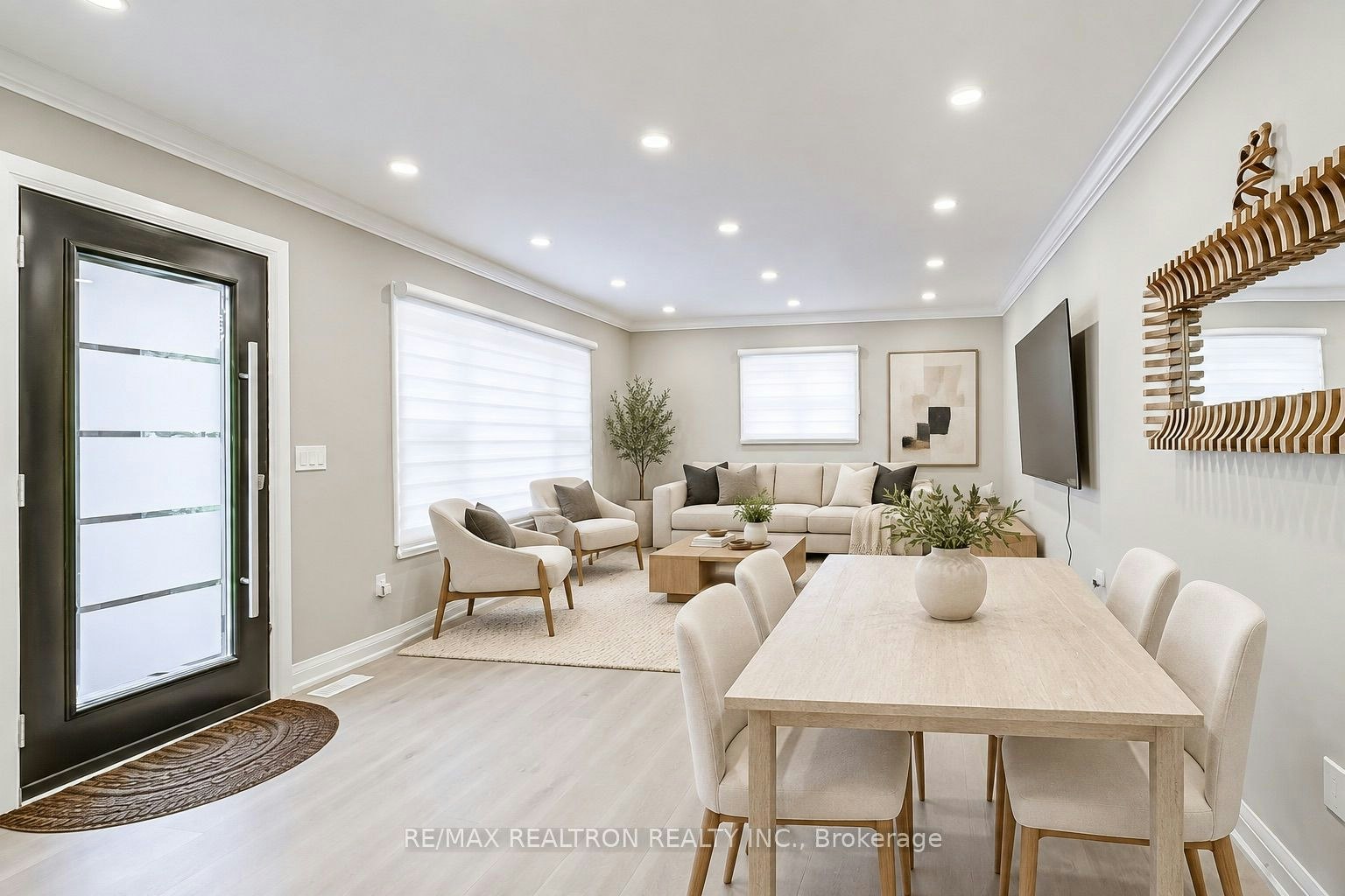 101 Arnold Crescent, Richmond Hill, ON, L4C 3R7 - 3