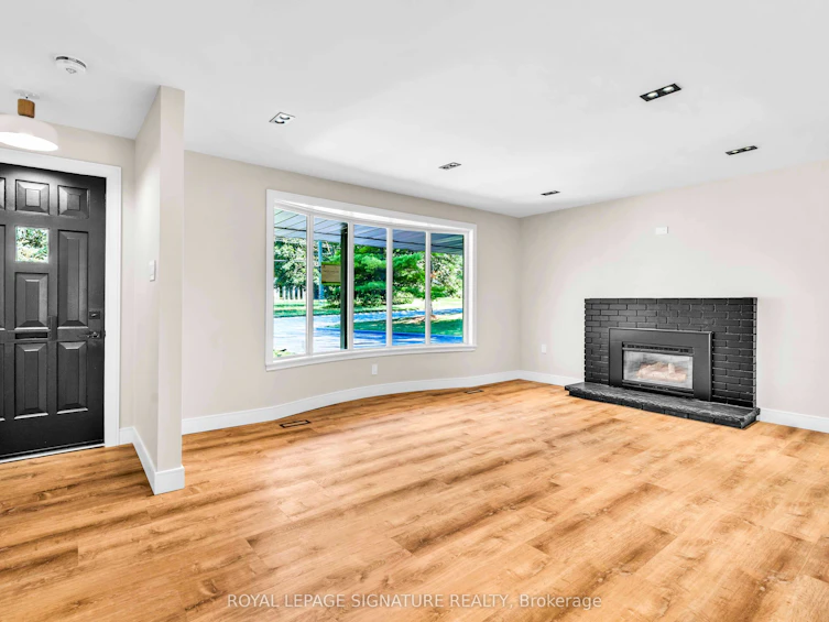 986 Srigley Street, Newmarket, ON, L3Y 1Y3 - 4