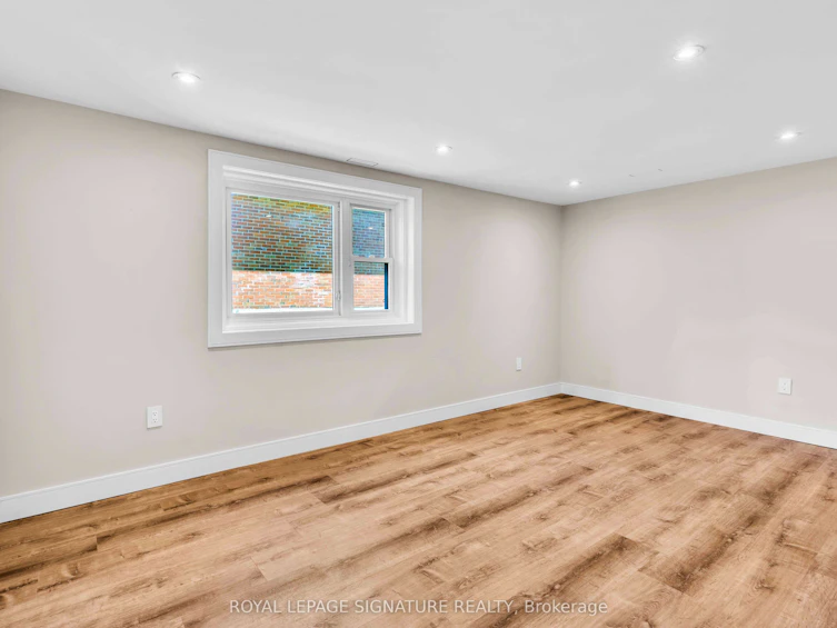 986 Srigley Street, Newmarket, ON, L3Y 1Y3 - 17
