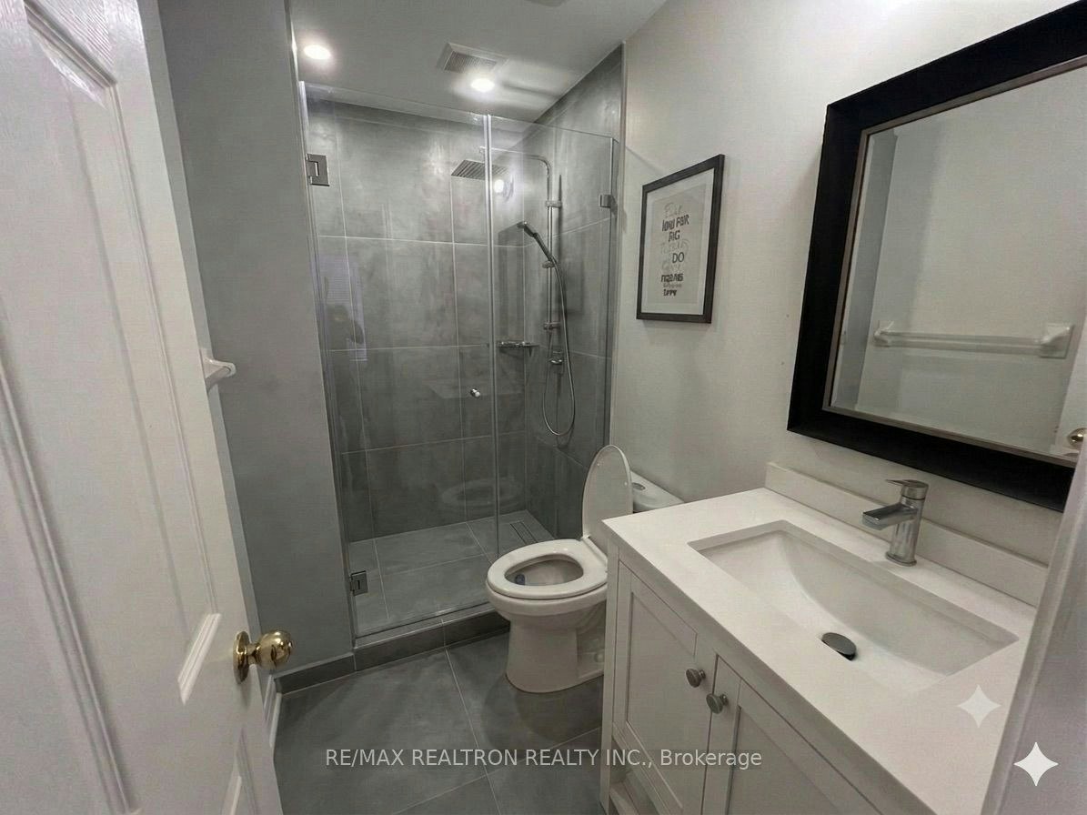 Room 4-32 Subrisco Avenue, Richmond Hill, ON, L4S 1B2 - 33