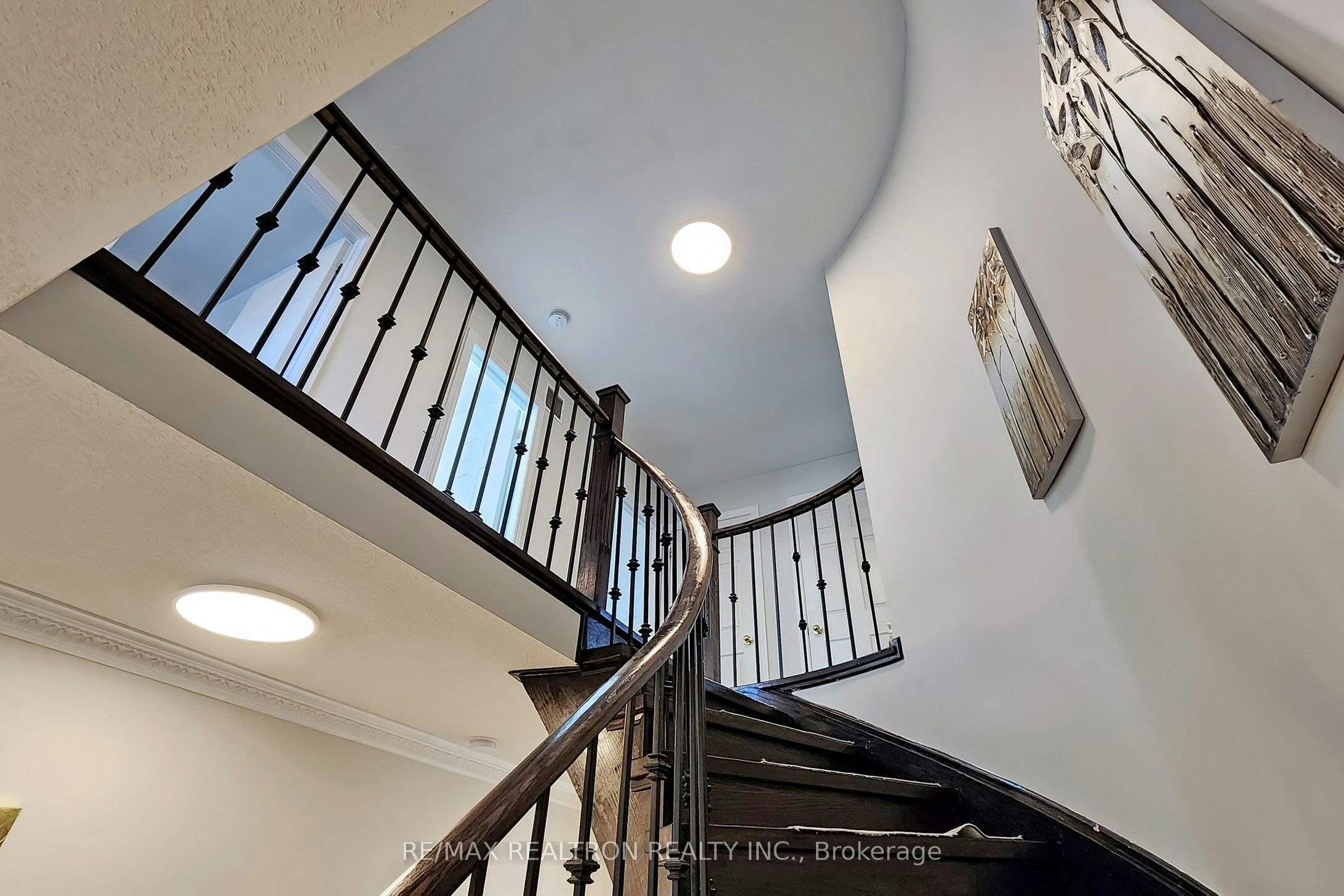 Room 4-32 Subrisco Avenue, Richmond Hill, ON, L4S 1B2 - 22