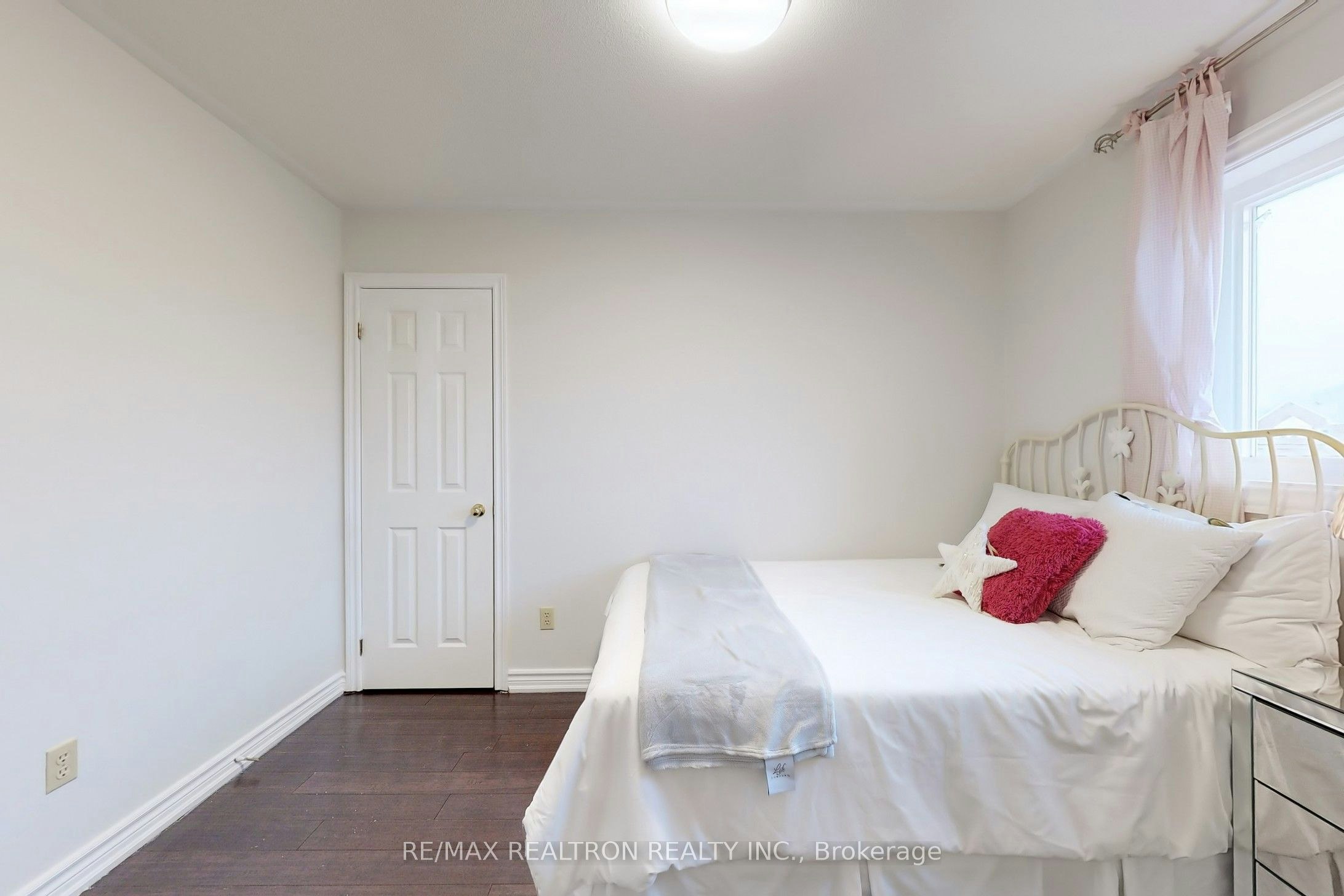 Room 4-32 Subrisco Avenue, Richmond Hill, ON, L4S 1B2 - 32