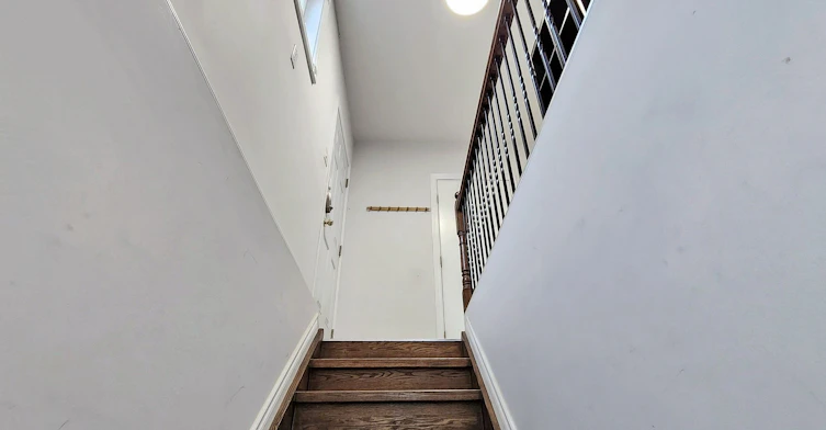 Room 4-32 Subrisco Avenue, Richmond Hill, ON, L4S 1B2 - 23