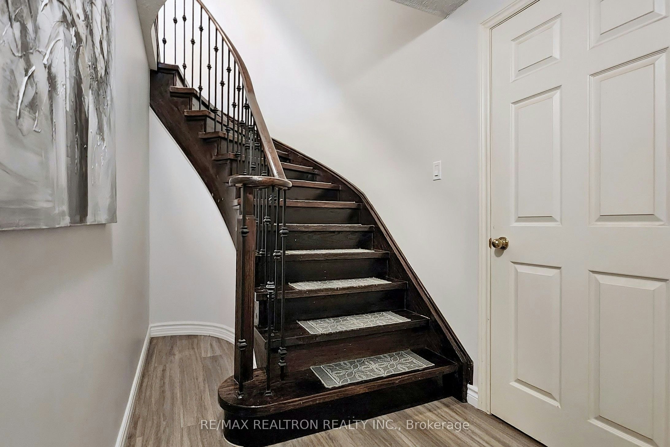 Room 4-32 Subrisco Avenue, Richmond Hill, ON, L4S 1B2 - 24