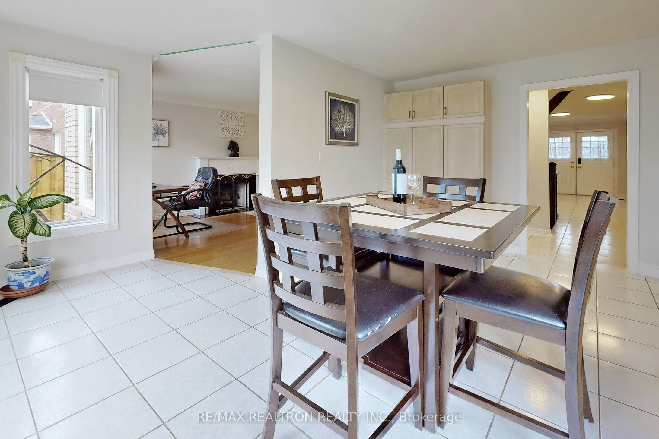 Room 4-32 Subrisco Avenue, Richmond Hill, ON, L4S 1B2 - 13