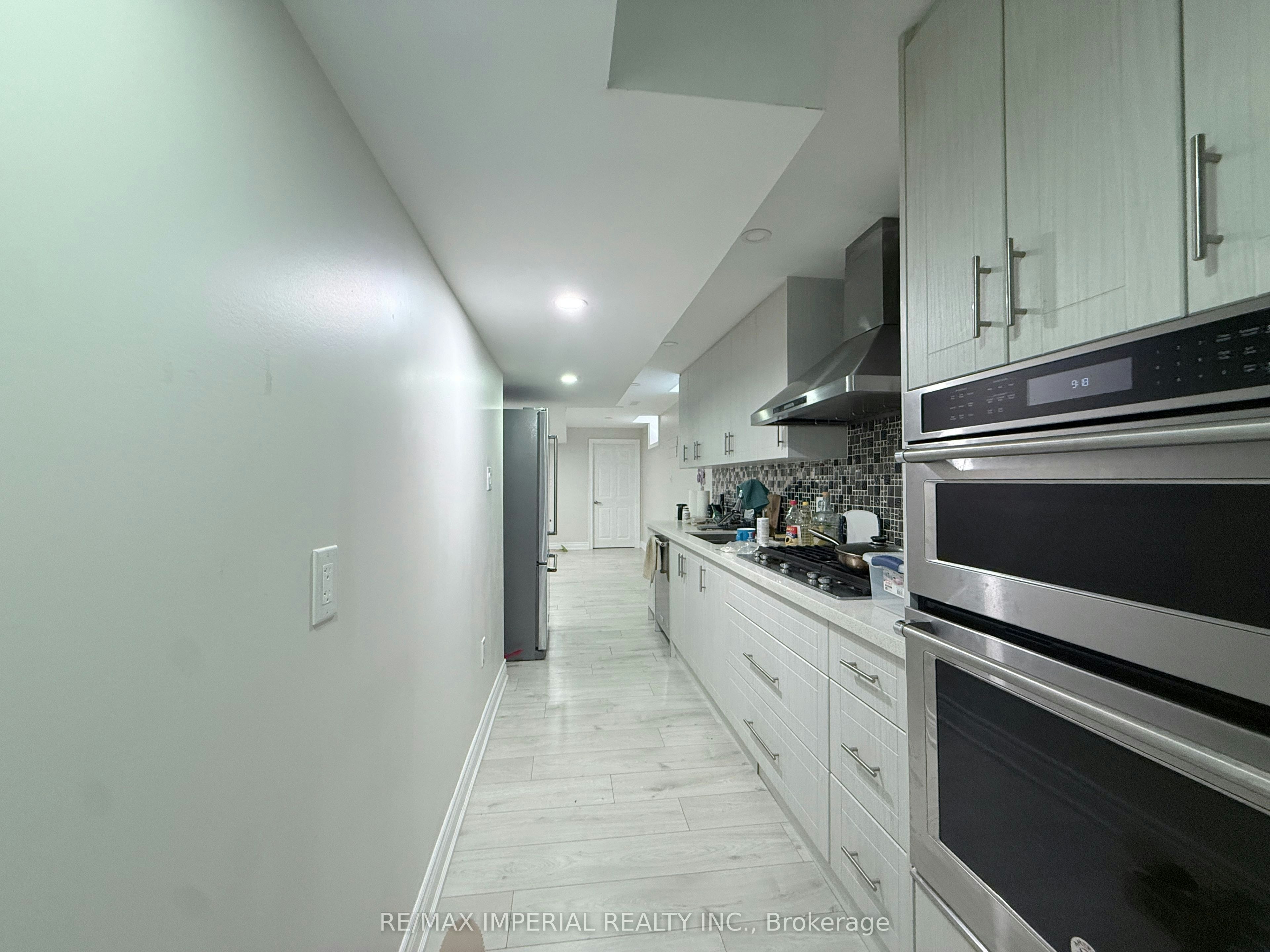 BSMT-179 Chelsea Crescent, Bradford West Gwillimbury, ON, L3Z 4G7 - 10