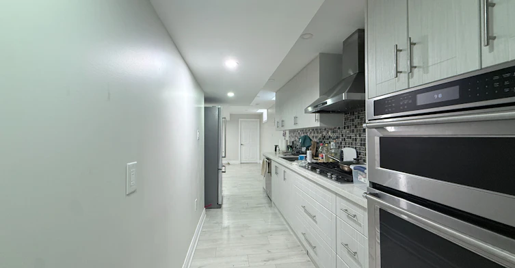 BSMT-179 Chelsea Crescent, Bradford West Gwillimbury, ON, L3Z 4G7 - 10