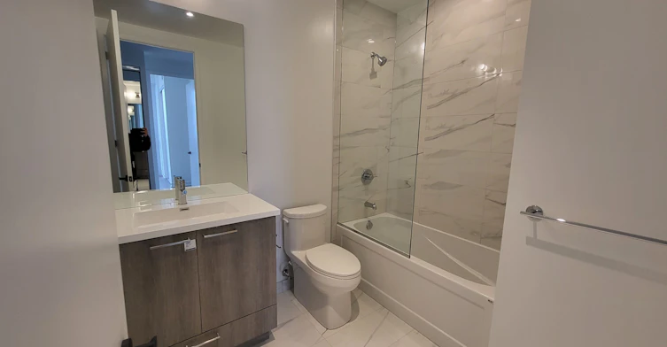 6512-225 Commerce Street, Vaughan, ON, L4K 0R1 - 9
