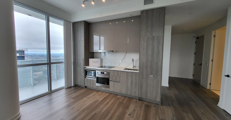 6512-225 Commerce Street, Vaughan, ON, L4K 0R1 - 2