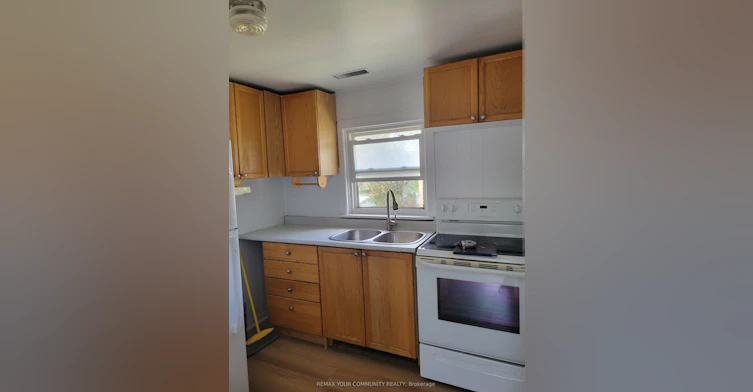 2nd Floor-12926 Highway 27 N/A, King, ON, L0G 1N0 - 5