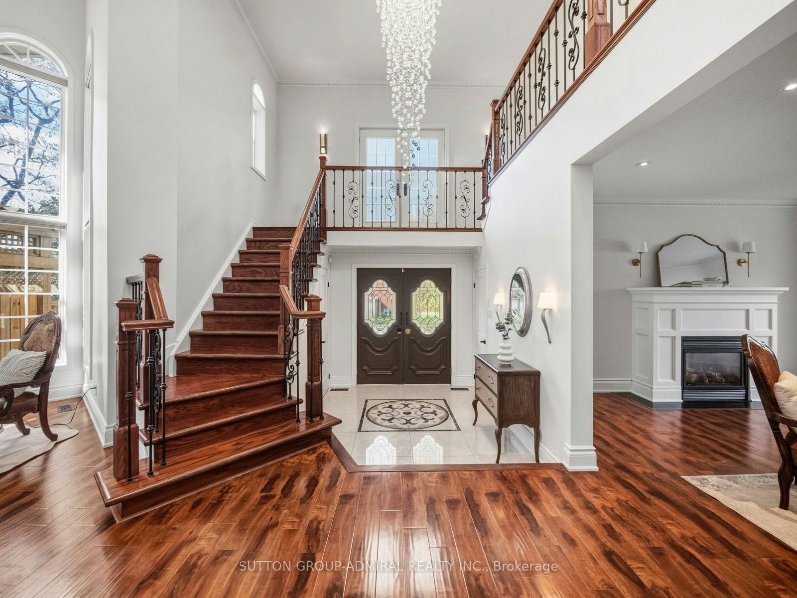 6 Colton Crescent S - 4