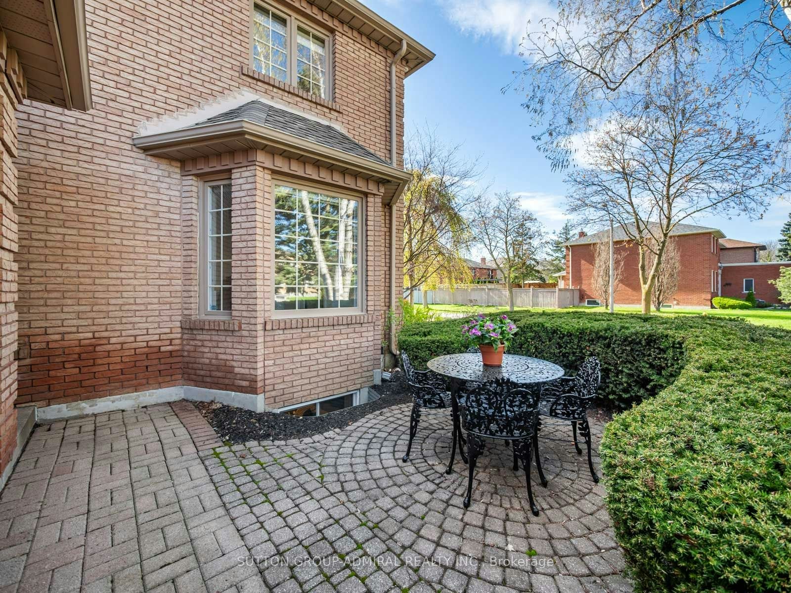 6 Colton Crescent S - 3