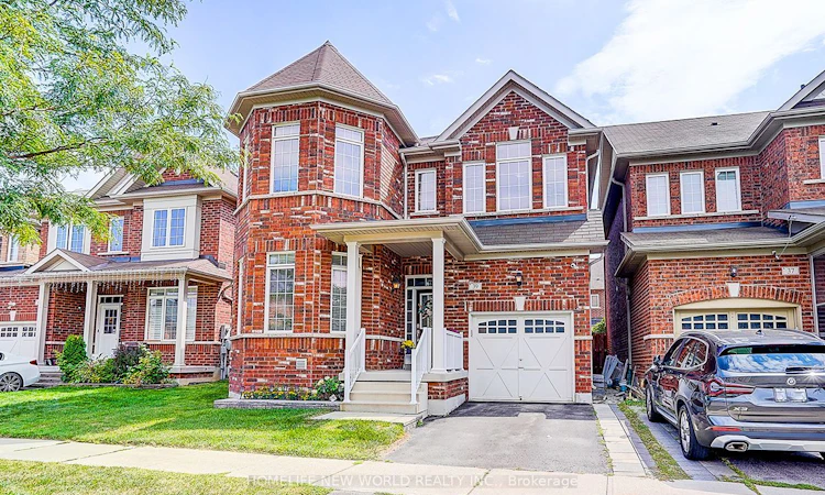 39 James Parrott Avenue