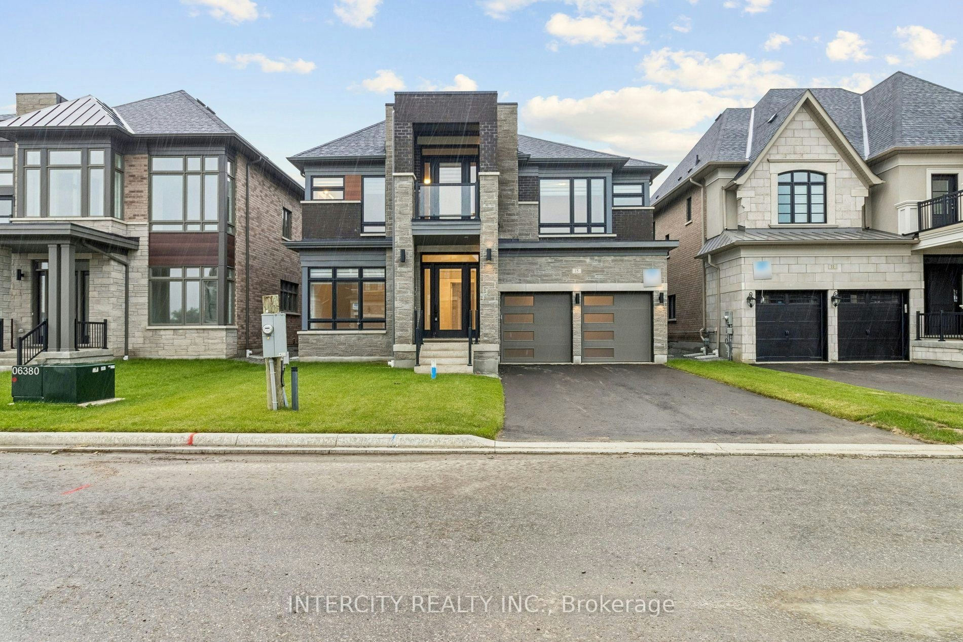 15 Garriock Hall Avenue, King, ON, L7B 0S8