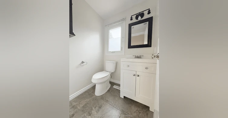 296 John Bowser Crescent, Newmarket, ON, L3Y 7N8 - 9