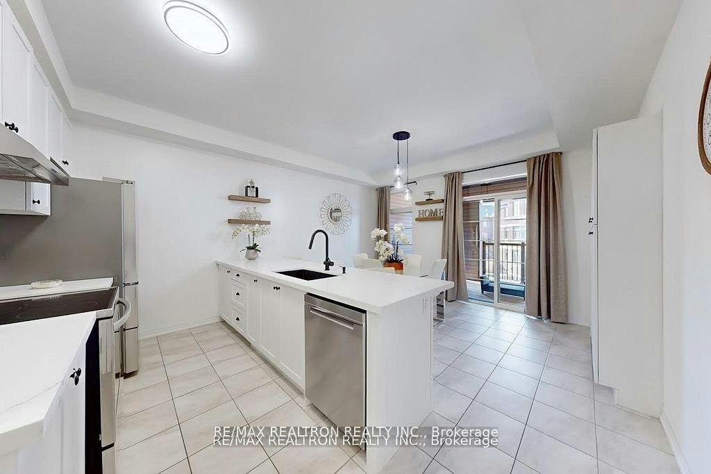 53-53 Carneros Way, Markham, ON, L6B 1R2 - 12