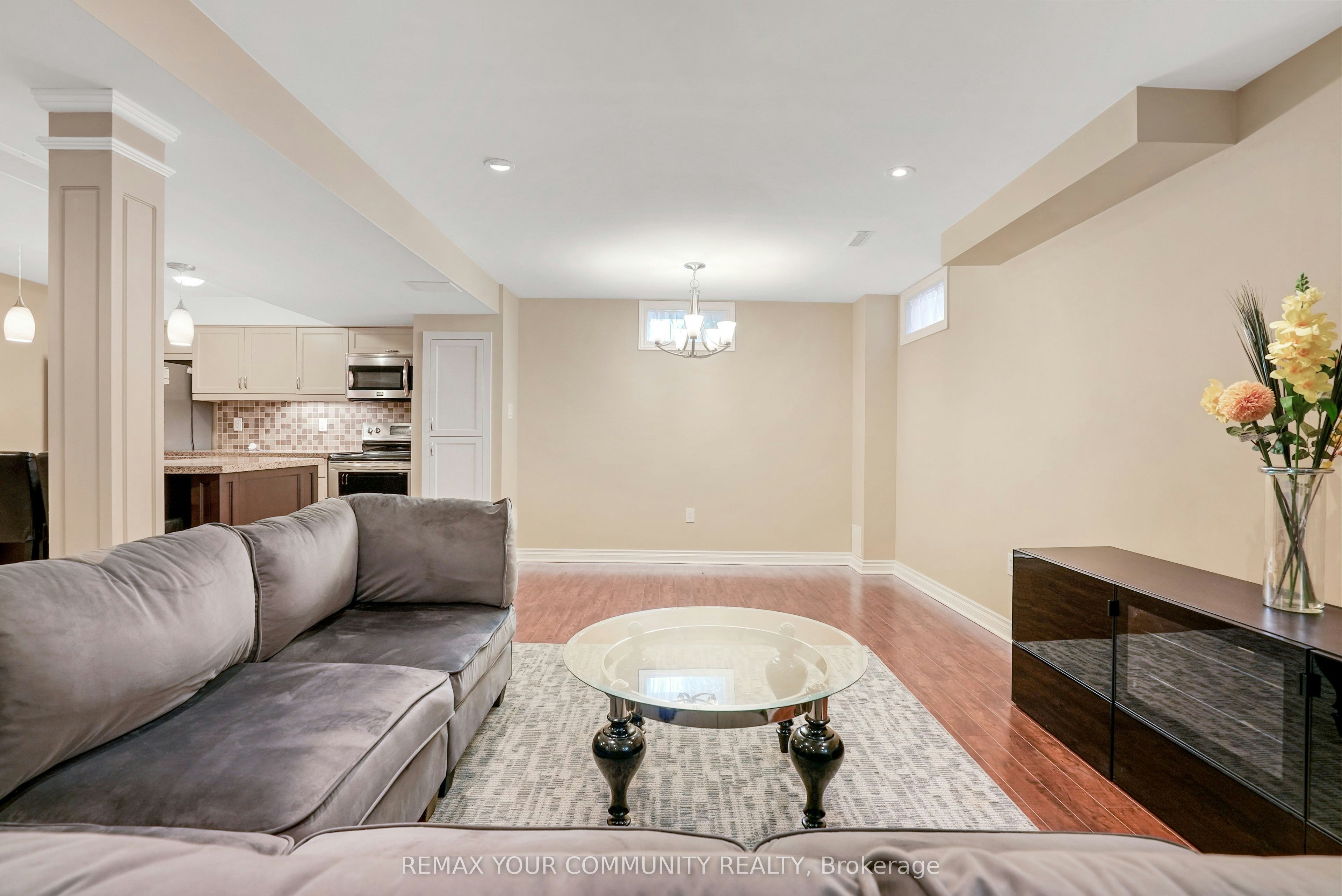 BSMT-112 Downy Emerald Drive, Bradford West Gwillimbury, ON, L3Z 0J2 - 12