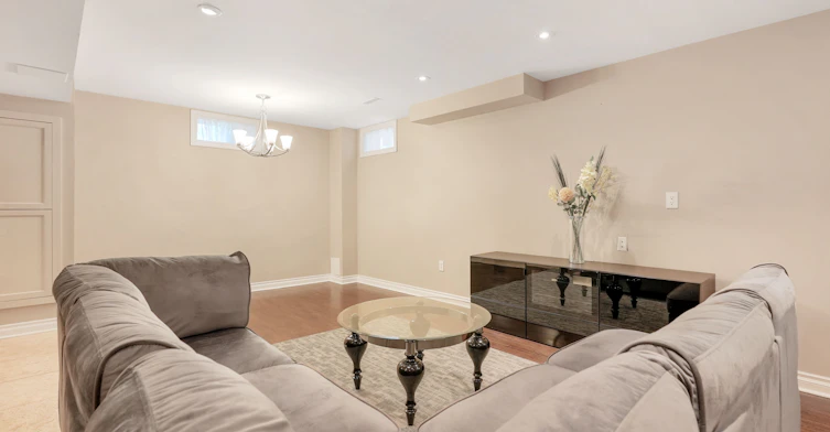 BSMT-112 Downy Emerald Drive, Bradford West Gwillimbury, ON, L3Z 0J2 - 11