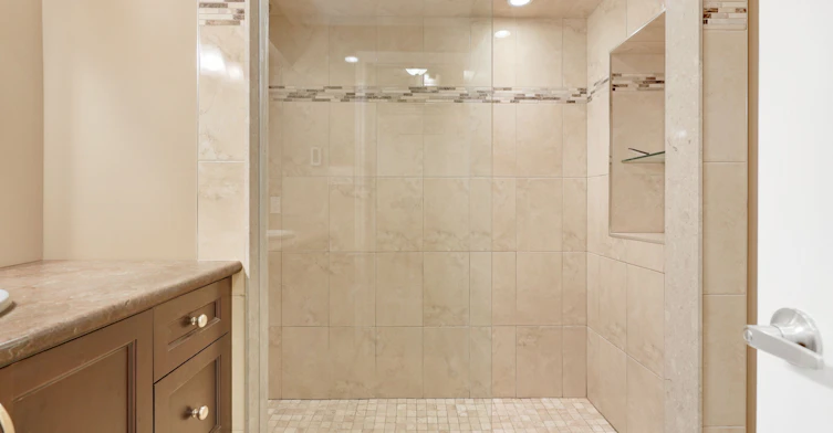 BSMT-112 Downy Emerald Drive, Bradford West Gwillimbury, ON, L3Z 0J2 - 19