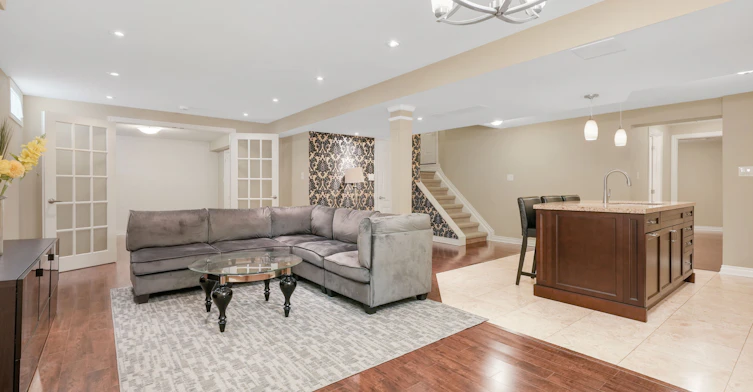 BSMT-112 Downy Emerald Drive, Bradford West Gwillimbury, ON, L3Z 0J2 - 10