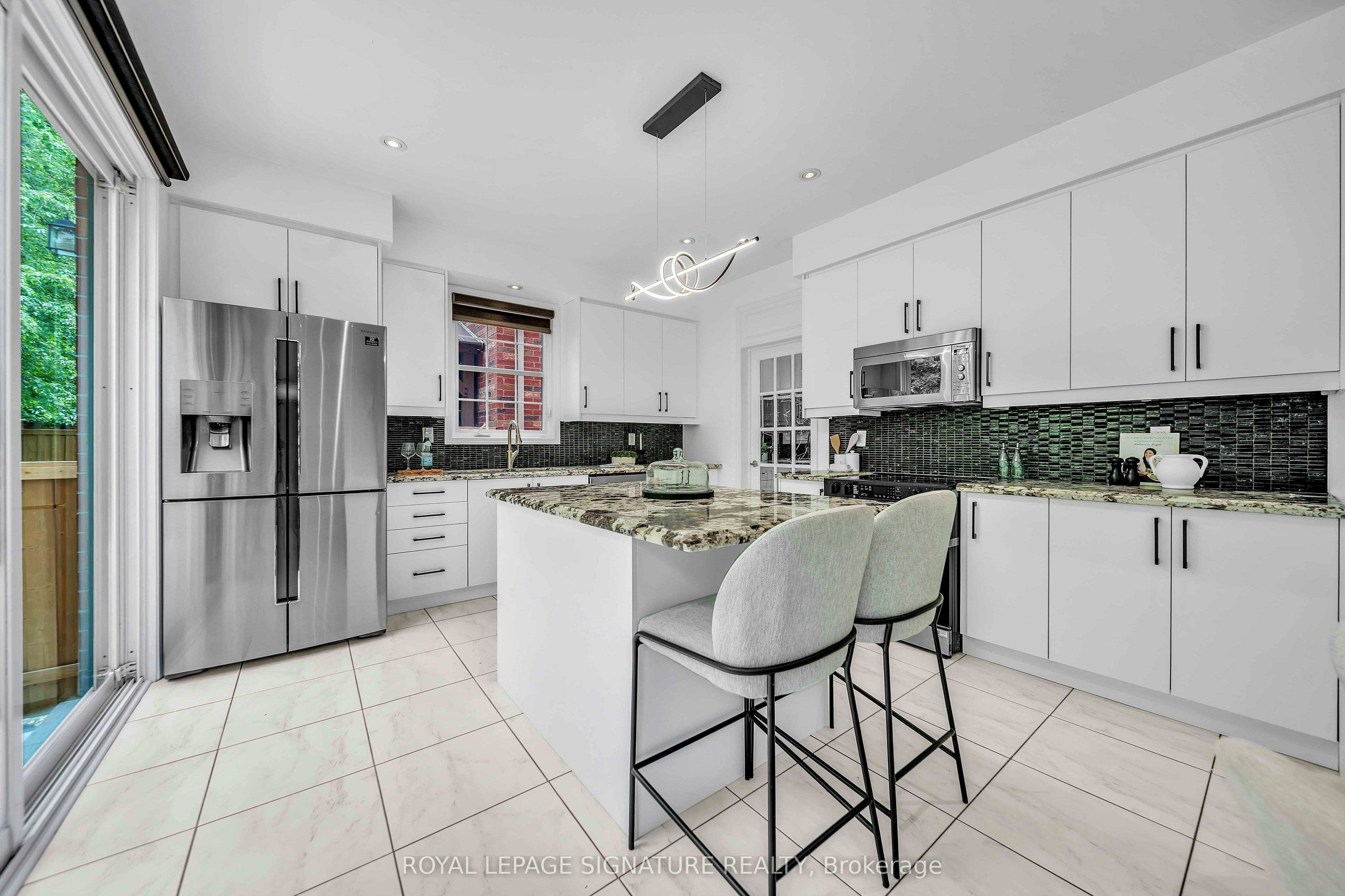 81 Bulmer Crescent, Newmarket, ON, L3X 3K1 - 10