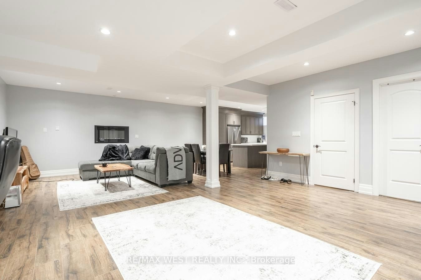 106 Port Royal Avenue, Vaughan, ON, L4H 4K6 - 2