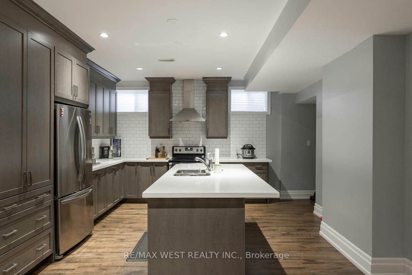 106 Port Royal Avenue, Vaughan, ON, L4H 4K6 - 8