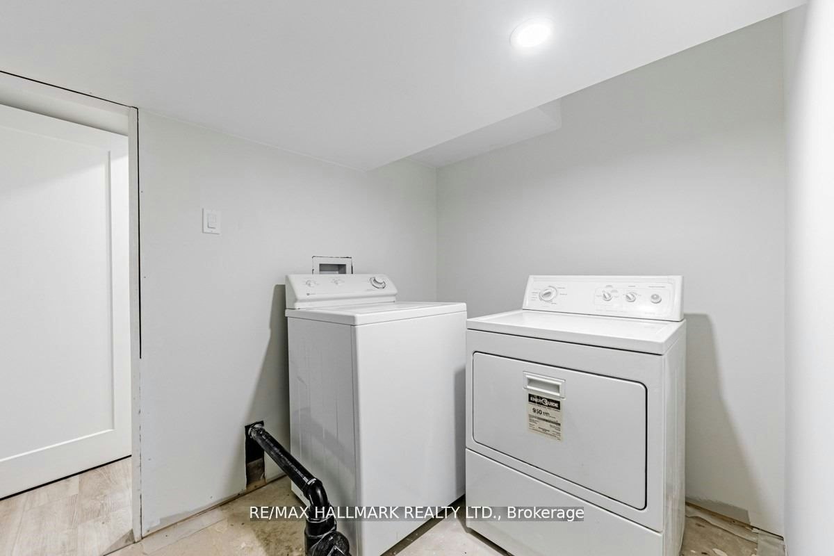 BSMT-71 Crystal Drive, Richmond Hill, ON, L4C 7Y7 - 10