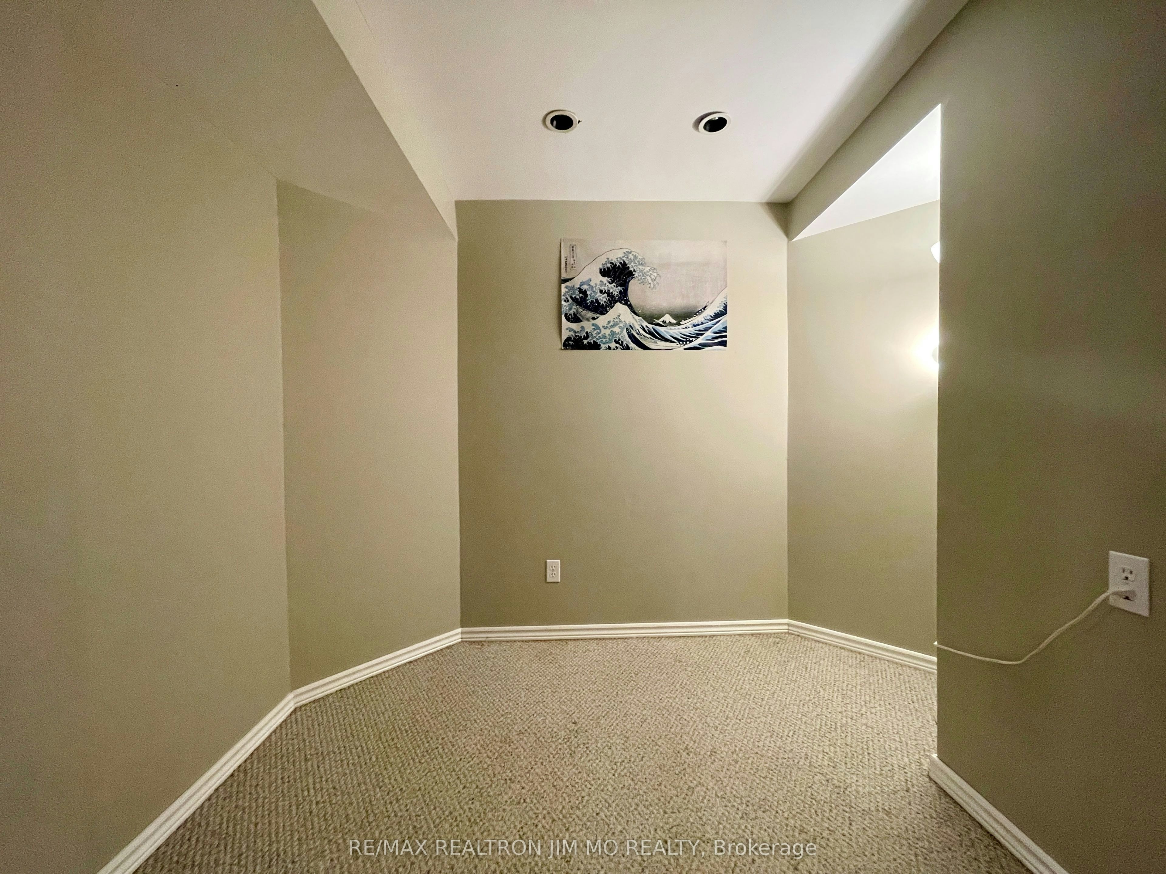 Lower-824 College Manor Drive, Newmarket, ON, L3Y 8G6 - 11