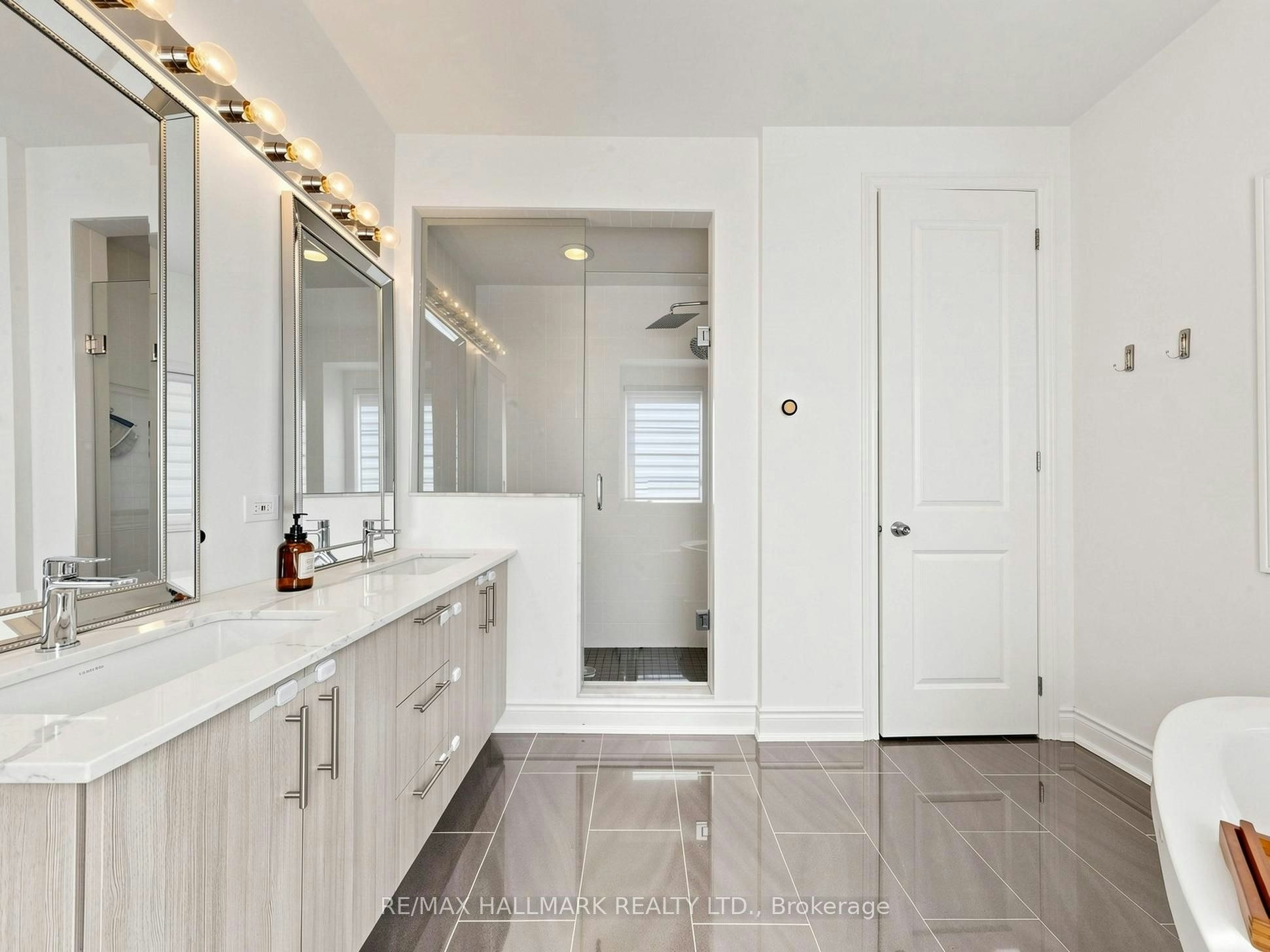 8313 Islington Avenue, Vaughan, ON, L4L 1X1 - 26