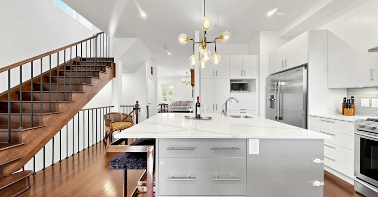8313 Islington Avenue, Vaughan, ON, L4L 1X1 - 13