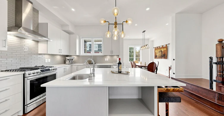 8313 Islington Avenue, Vaughan, ON, L4L 1X1 - 10
