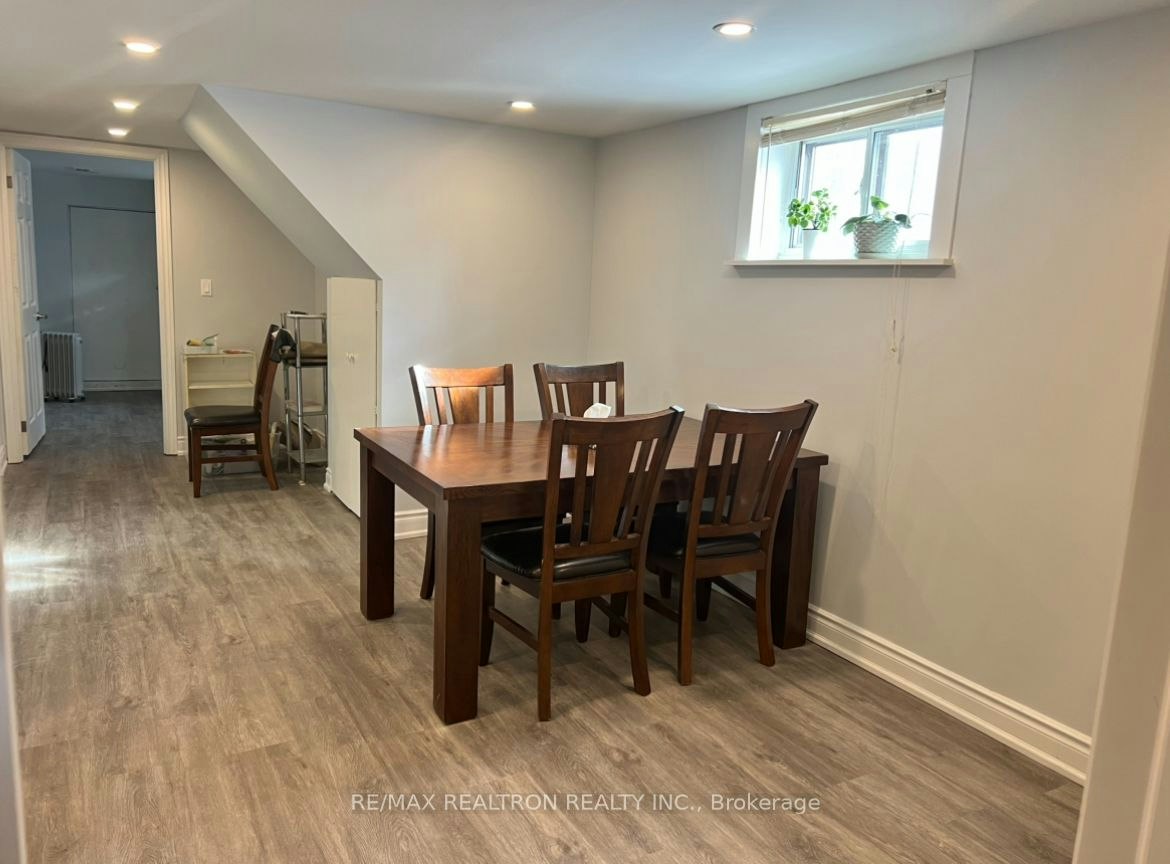 Bsmt-26 Beaverton Road S, Richmond Hill, ON, L4C 2H6