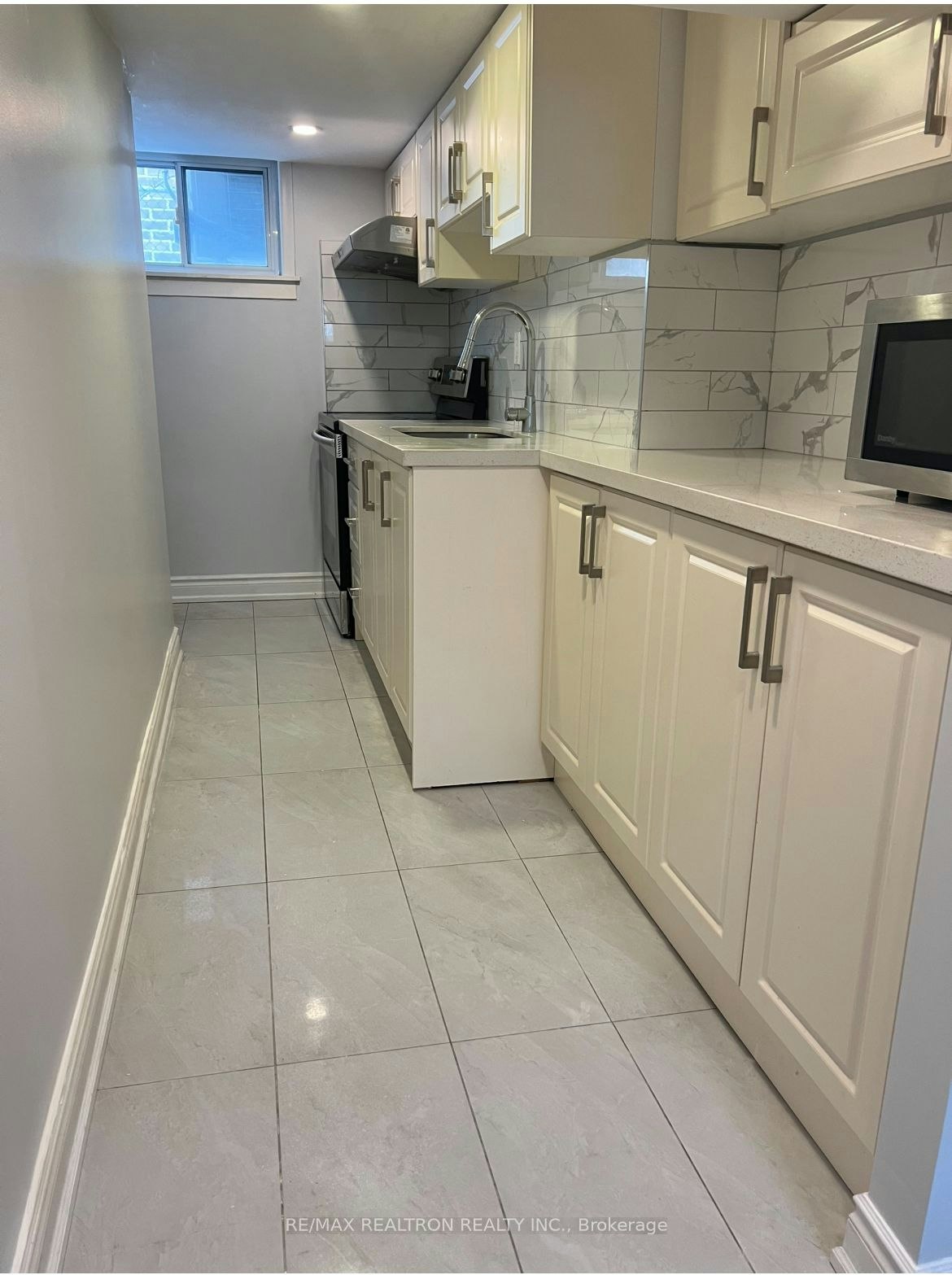 Bsmt-26 Beaverton Road S, Richmond Hill, ON, L4C 2H6 - 9