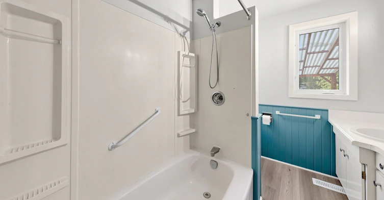 4 Rougecrest Drive, Markham, ON, L3P 3B6 - 38
