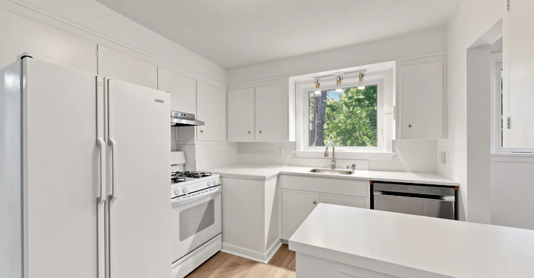 4 Rougecrest Drive, Markham, ON, L3P 3B6 - 18