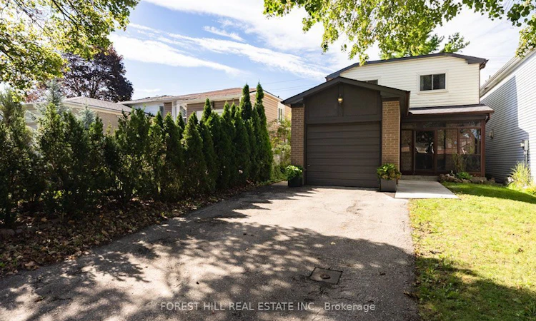 6 Snowshoe Crescent